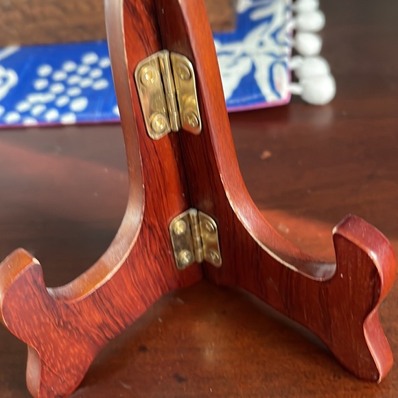 Isabel Bloom heart, light pink color with lattice and roses, 4”X4,” from 1999 - Picture 4 of 4